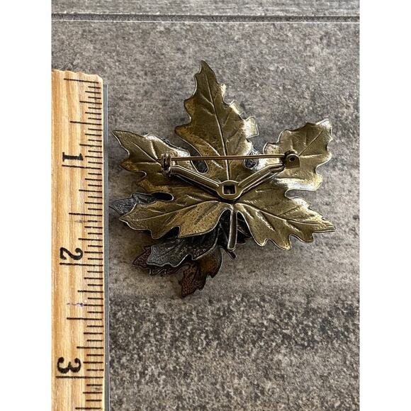 Vintage Brooch Pin Maple Leaf Gold Silver Cooper Tone Three Leaves - Picture 3 of 5